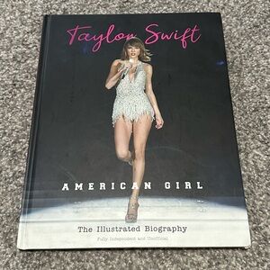Taylor Swift American Girl The Illustrated Biography Book